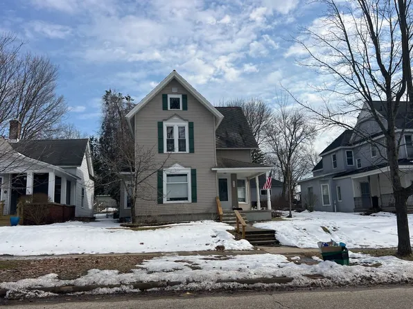 314 E Chapin St, Cadillac, MI 49601