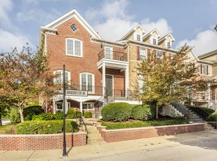 244 Manchester Dr, Zionsville, IN 46077