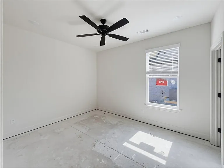 6800 Basswood Ave — Photo 10