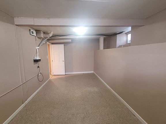 5th image of 320 S Cleburn St APT 5
