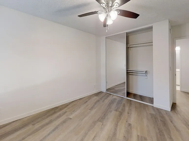 3327 Livonia Ave — Photo 5
