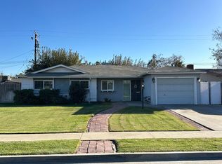 315 E Amber Way, Hanford, CA 93230