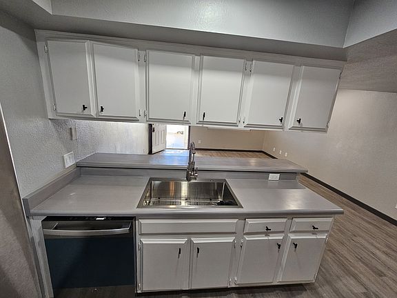4th image of 3046 E Marconi Ave APT 205