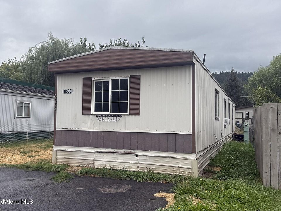 1st image of 8638 W Park Loop