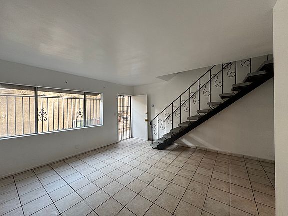 3rd image of 5211 Huntington Dr N APT 4