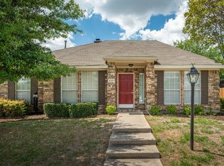 4325 Crystal Ln, Garland, TX 75043