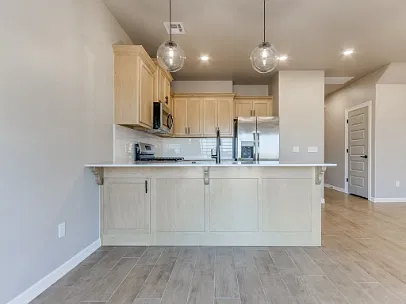 10601 NW 23rd St — Photo 3