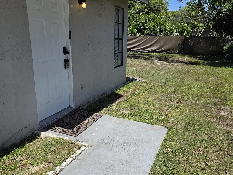 5803 SE Collins Ave — Photo 17