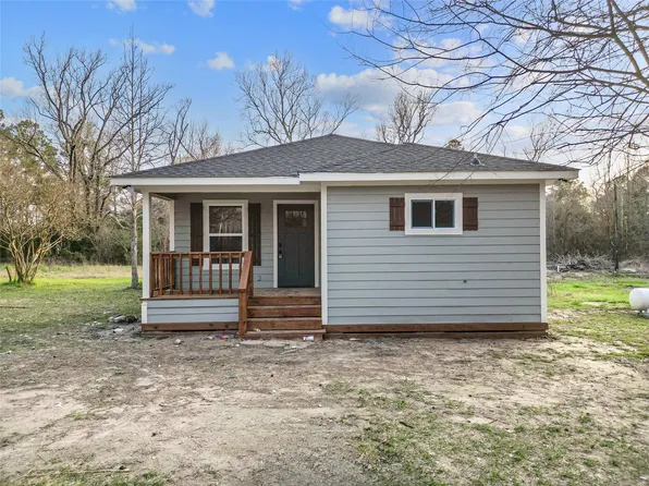 301 Pineland Dr, Trinity, TX 75862