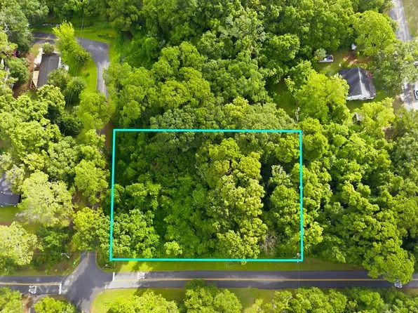 237 Jacobi Oneal Ln, Apalachicola, FL 32320