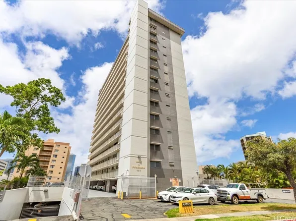 757 Kinalau Pl APT 1502, Honolulu, HI 96813