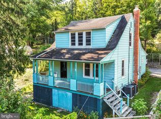 29 Peer Ln, Berkeley Springs, WV 25411