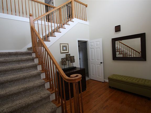5th image of 119 Blairfield Ct