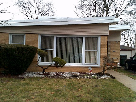 2nd image of 15429 Dobson Ave