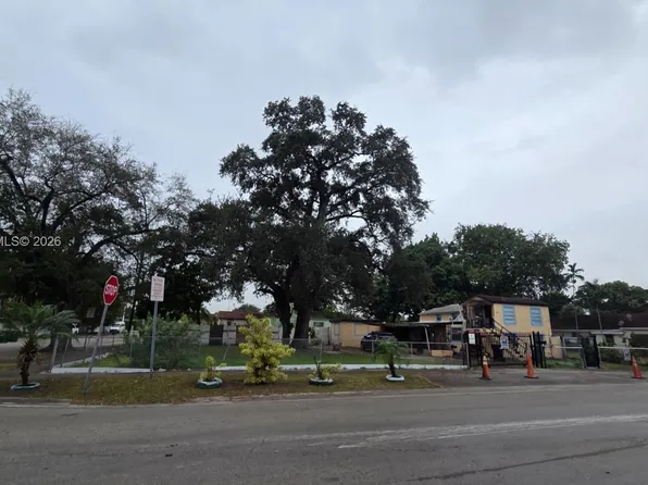 3108 NW 29th St, Miami, FL 33142