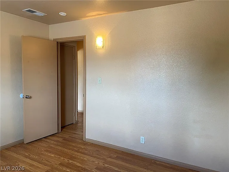 506 McKellar Cir #4 — Photo 3