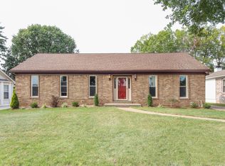 1824 Arboro Pl, Louisville, KY 40220