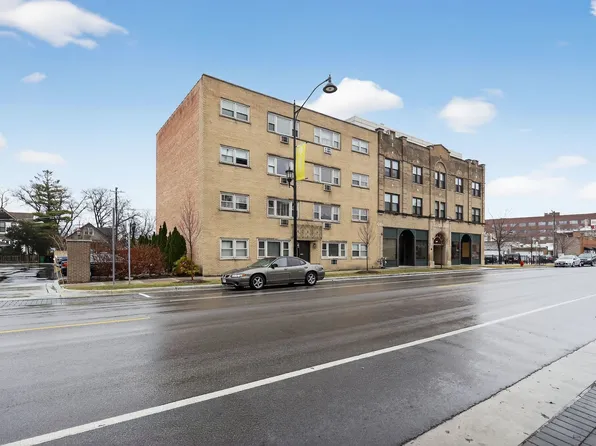 3131 Oak Park Ave APT 2B, Berwyn, IL 60402