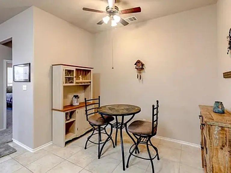3400 Trickling Springs Way — Photo 7