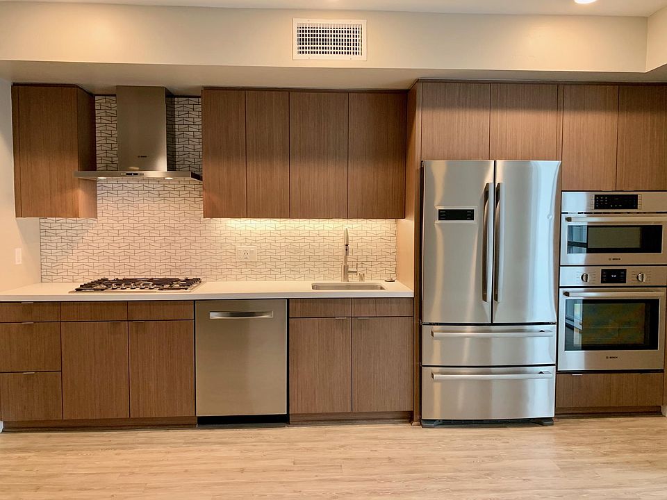 1st image of 554 W Date St #605