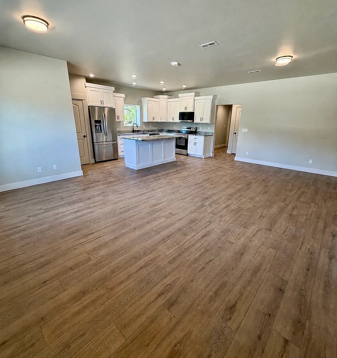 2 bed, 1240 sqft, $2,550 — Photo 3