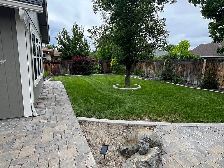 1379 Elges Ave — Photo 20