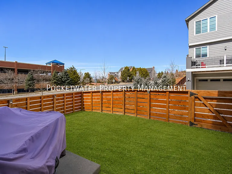 8875 Yates Dr — Photo 28