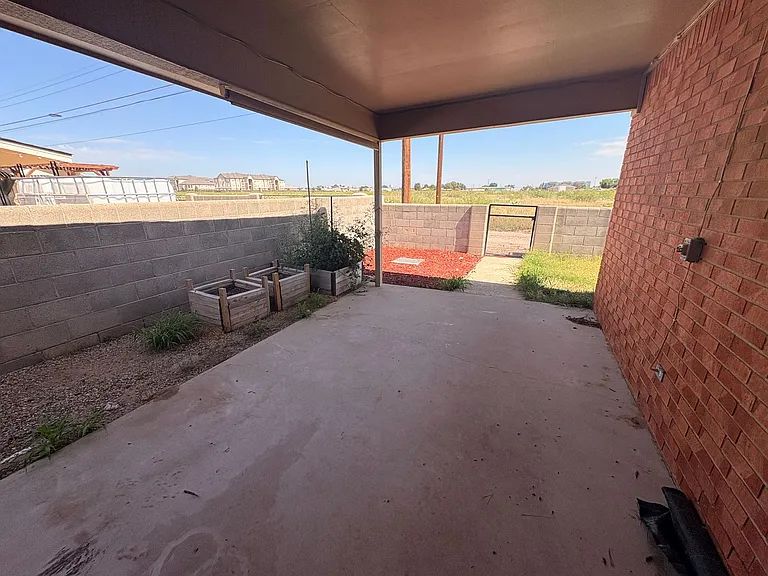 620 E Aspen St — Photo 11