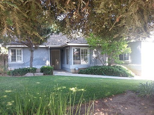 3rd image of 2470 N Vernal Ave
