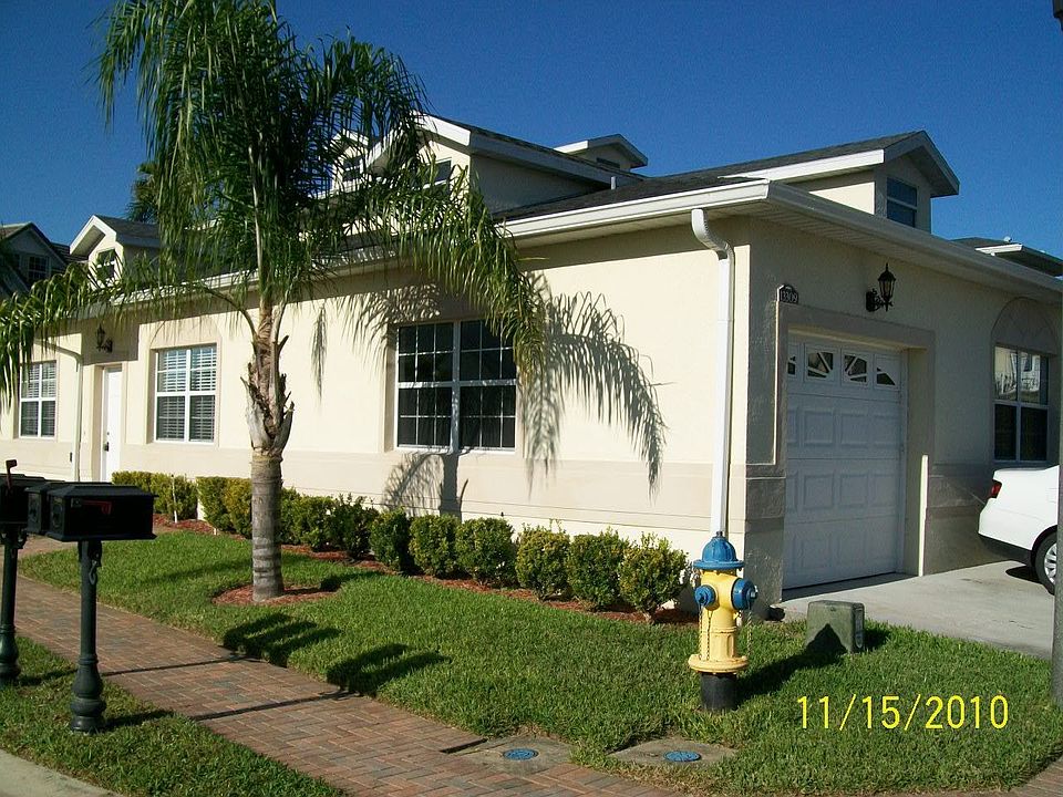 13309 corner townhome