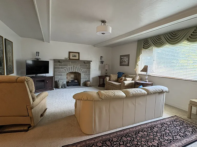 9725 Harmony Dr — Photo 1