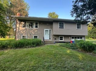 298 Hillside Dr, Williston, VT 05495