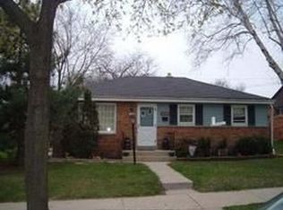 7723 W Luscher Ave, Milwaukee, WI 53218
