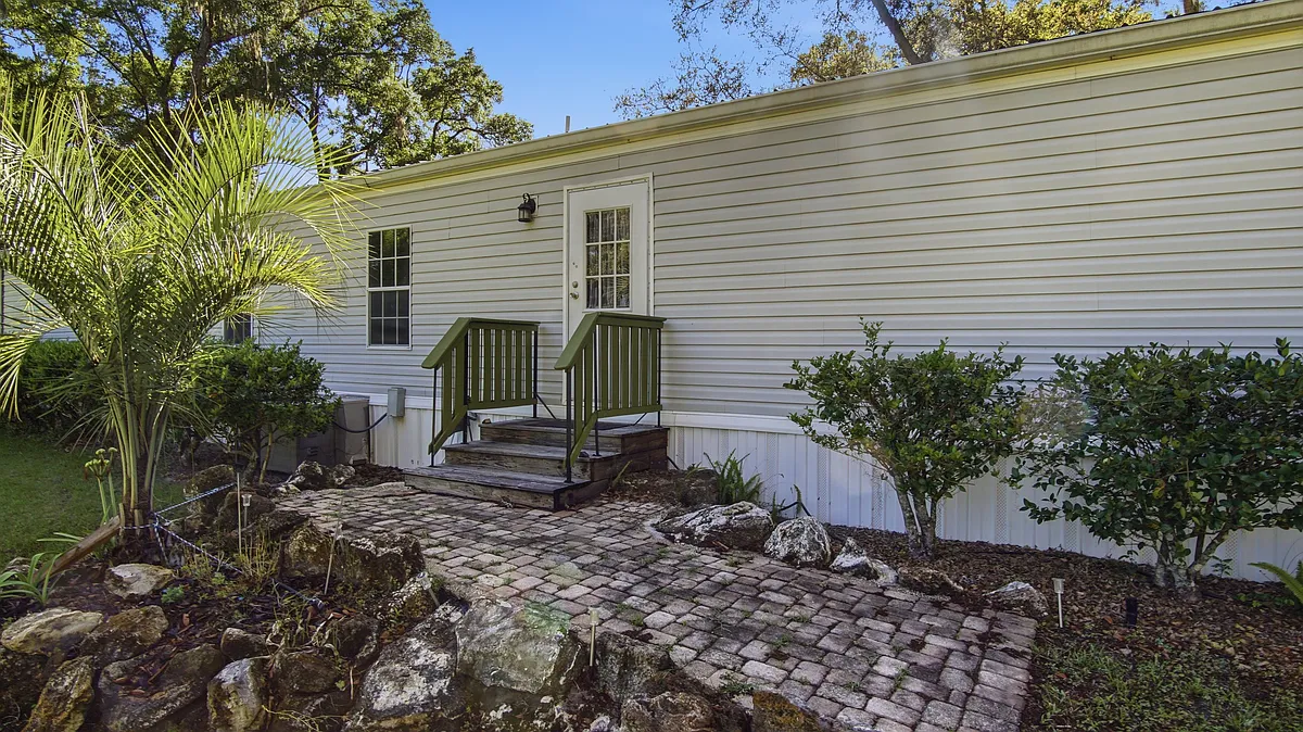 Building Photo - 925 NW 127th Ct