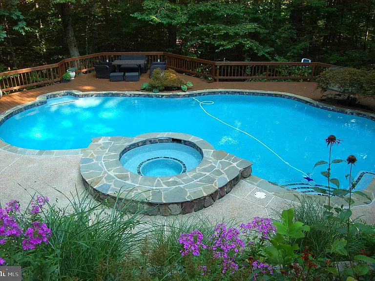9728 Swift Creek Ct — Photo 71