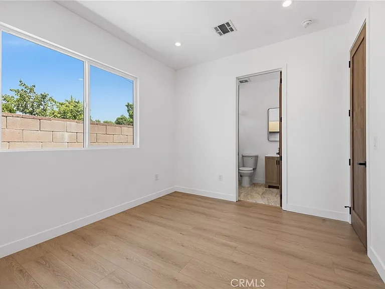 7649 Melvin Ave — Photo 17