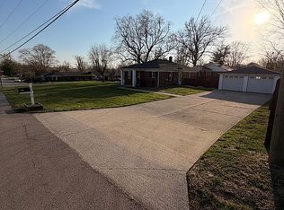 3012 Bergdolt Rd, Evansville, IN 47711