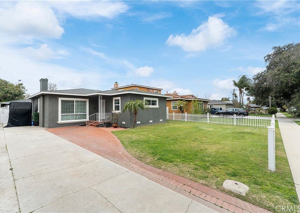 1st image of 2110 Poinsettia St