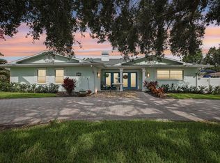 316 Cedar Ln, Largo, FL 33770