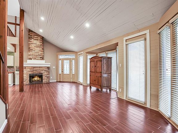 5th image of 14522 Moss Creek Ln