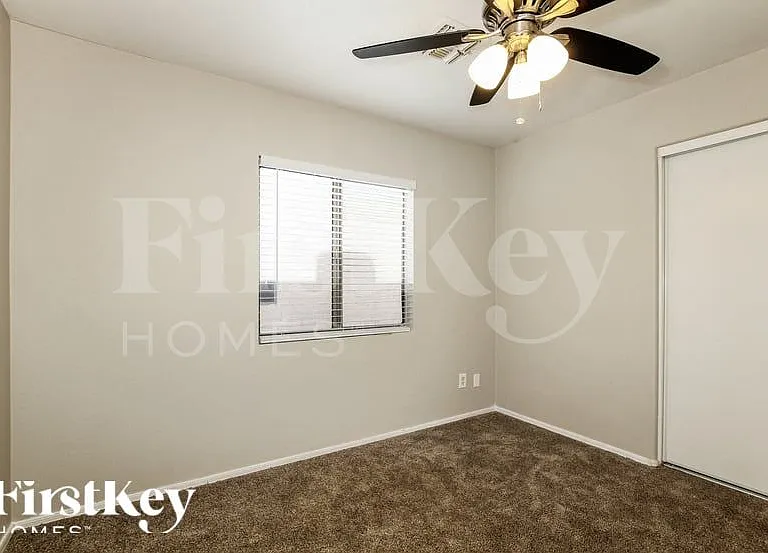 13006 W Redfield Rd — Photo 10