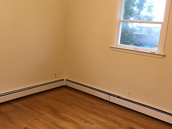 2nd image of 77 Pasadena Ave #1