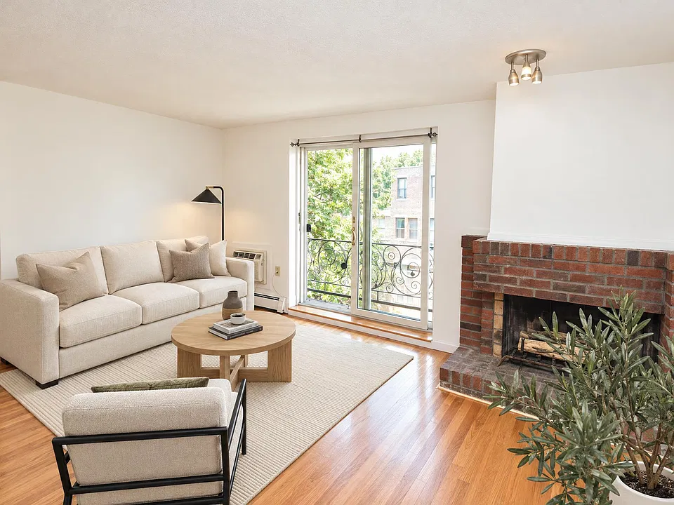 135 Inman St #12