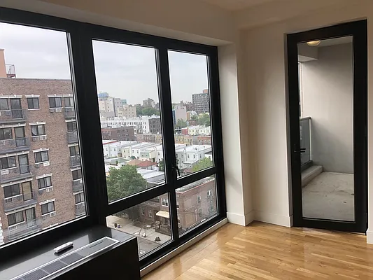 Rented by Compass | media 32