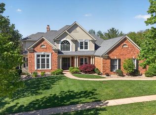 367 Pine Bend Dr, Chesterfield, MO 63005