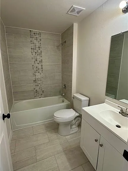1105 NE 6th Place Cpe — Photo 11