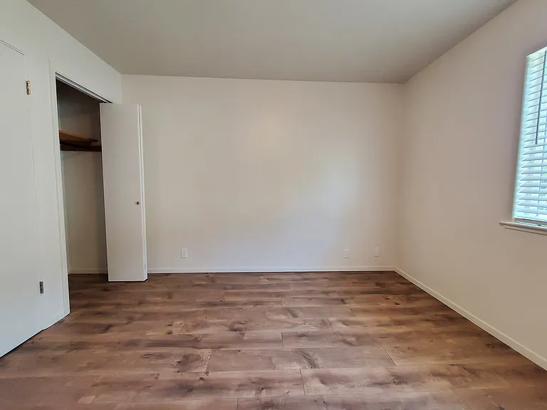 1710 Main St #C — Photo 7
