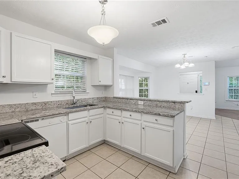 6427 Wellington Chase Ct — Photo 7