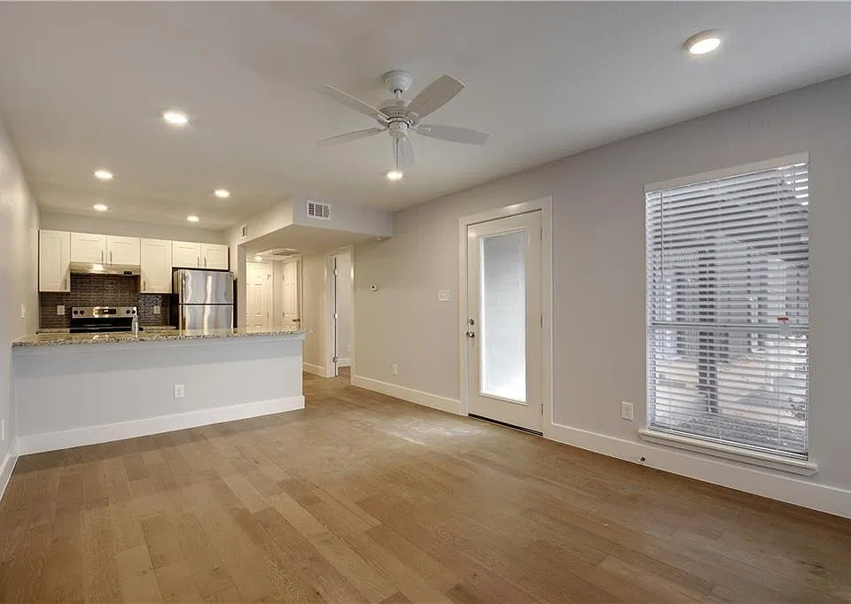 909 Reinli St #132