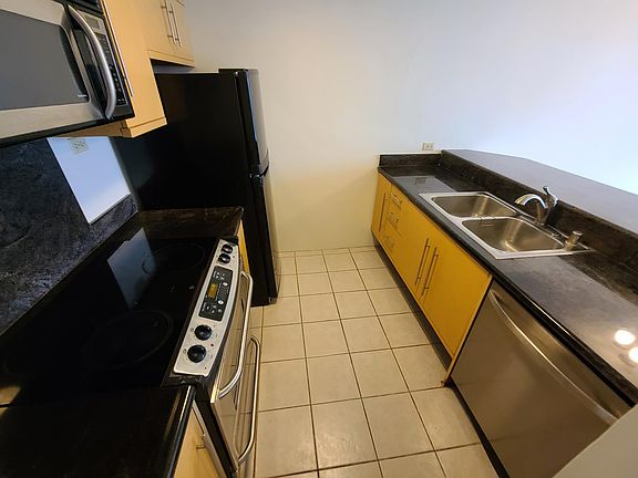 2nd image of 60 N Beretania St APT 2307